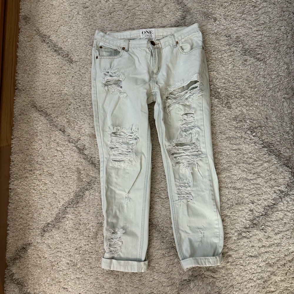 [SOLD] Ripped Baggy Mom Jeans